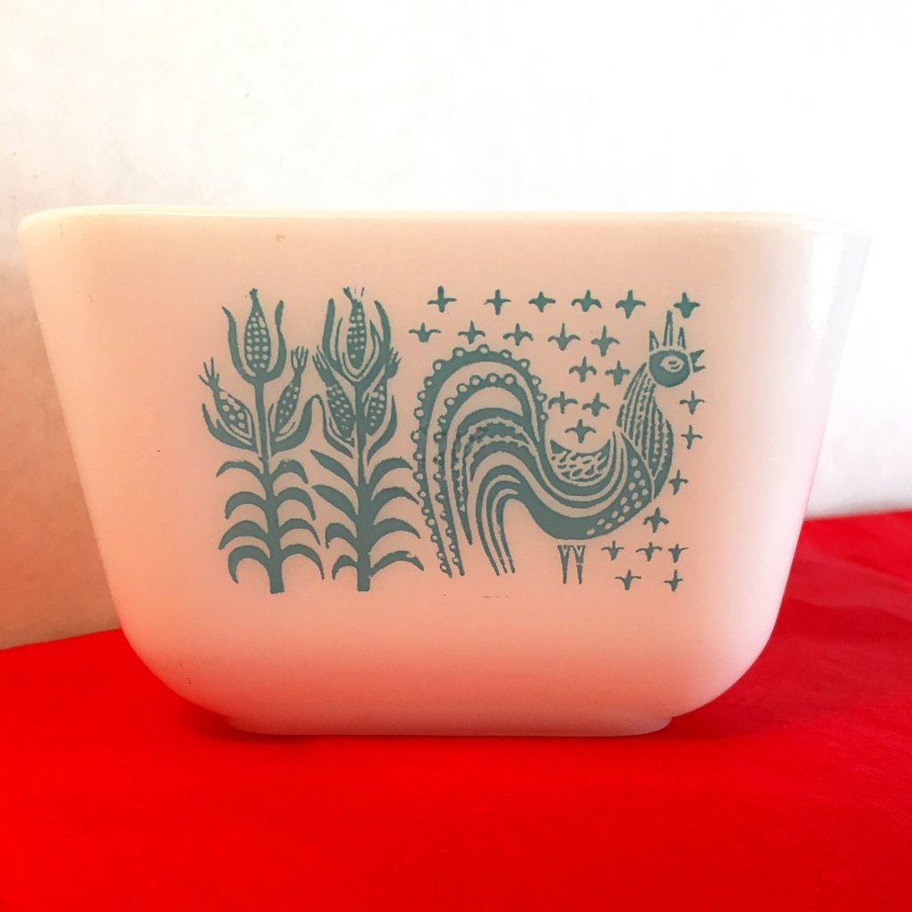 Glass Pyrex Refrigerator Dish